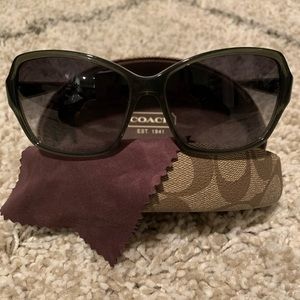 Coach Paige Sunglasses in Olive (S8031)